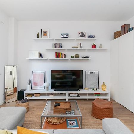 "Movie Heaven" Metro-Centric & Luxury Hub Apartment Milan Luaran gambar